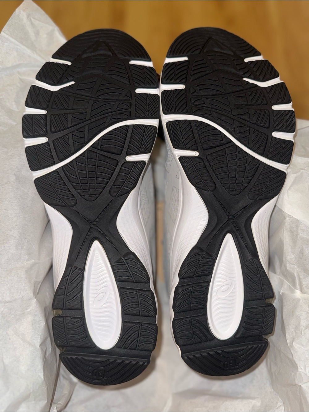 Asics Light Gray and Black Men's Running Sneakers with Orange Accents - Picture 8 of 13